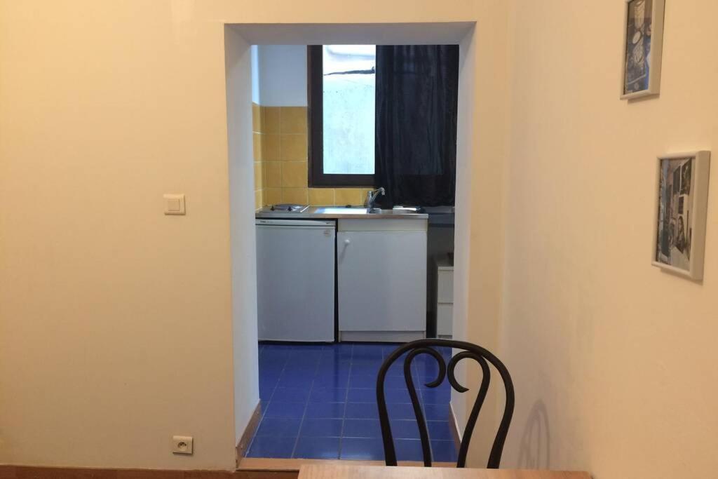 Studio . T1 CV - Calme avec cour Montpellier Extérieur photo